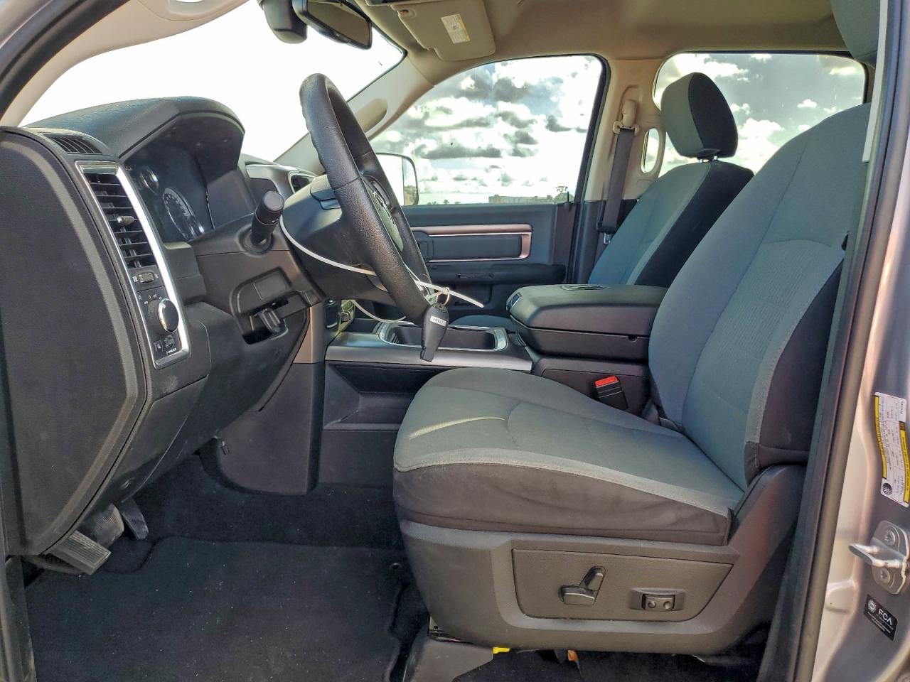 2022 Ram 1500 Classic Slt VIN: 1C6RR6LG2NS192663 Lot: 92572375