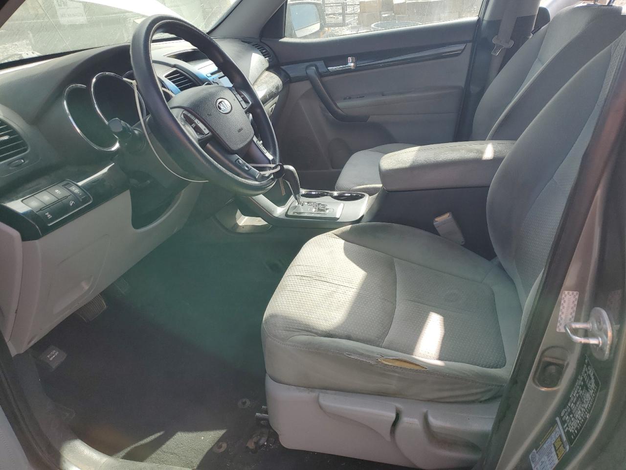 2011 Kia Sorento Base VIN: 5XYKTCA11BG024751 Lot: 92596785