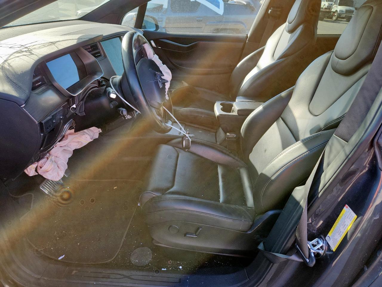 2018 Tesla Model X VIN: 5YJXCAE20JF112872 Lot: 92378865