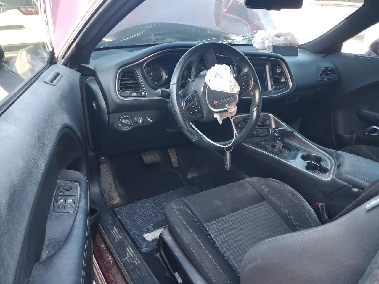 2019 Dodge Challenger Sxt VIN: 2C3CDZAG4KH739487 Lot: 92951585