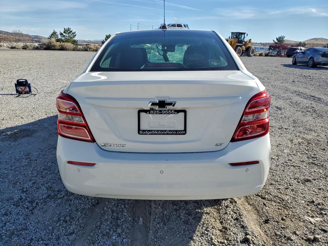 2018 Chevrolet Sonic Lt VIN: 1G1JD5SH9J4123551 Lot: 94165625