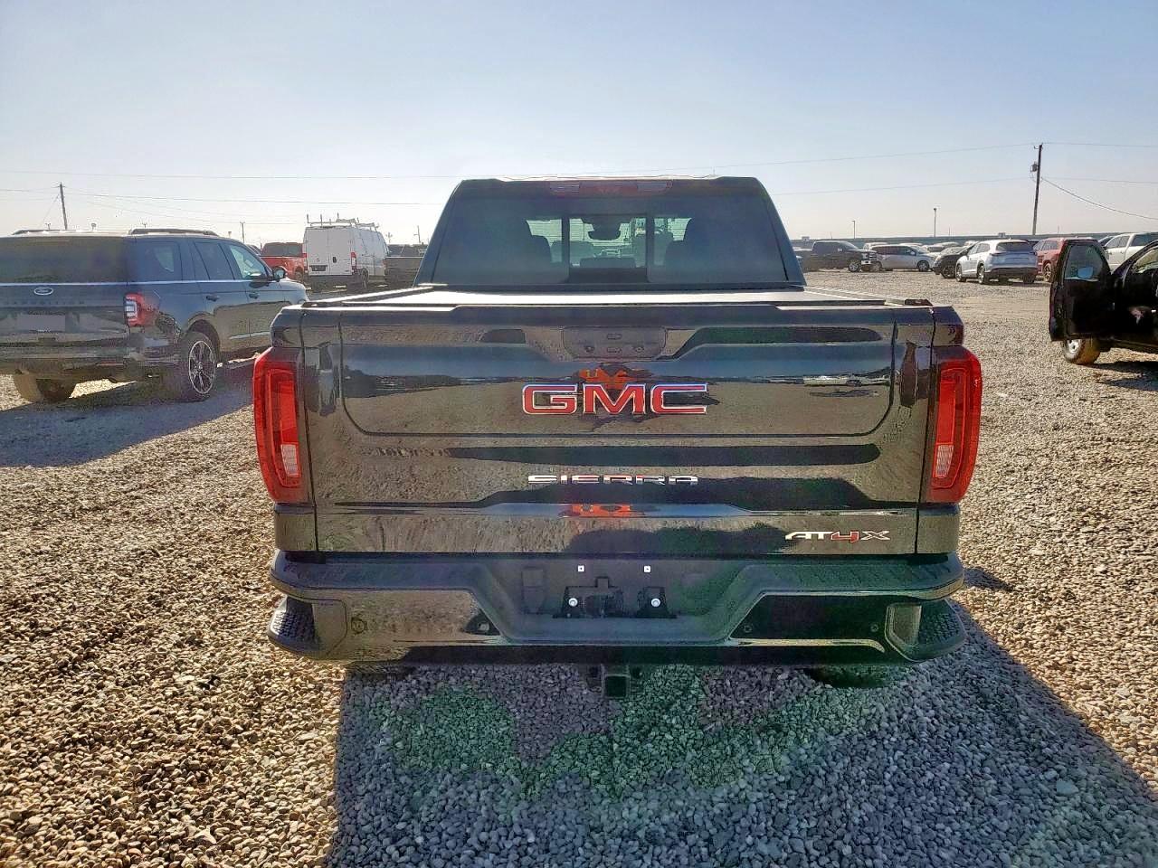 2025 GMC Sierra K1500 At4X VIN: 3GTUUFEL6SG386899 Lot: 92467325