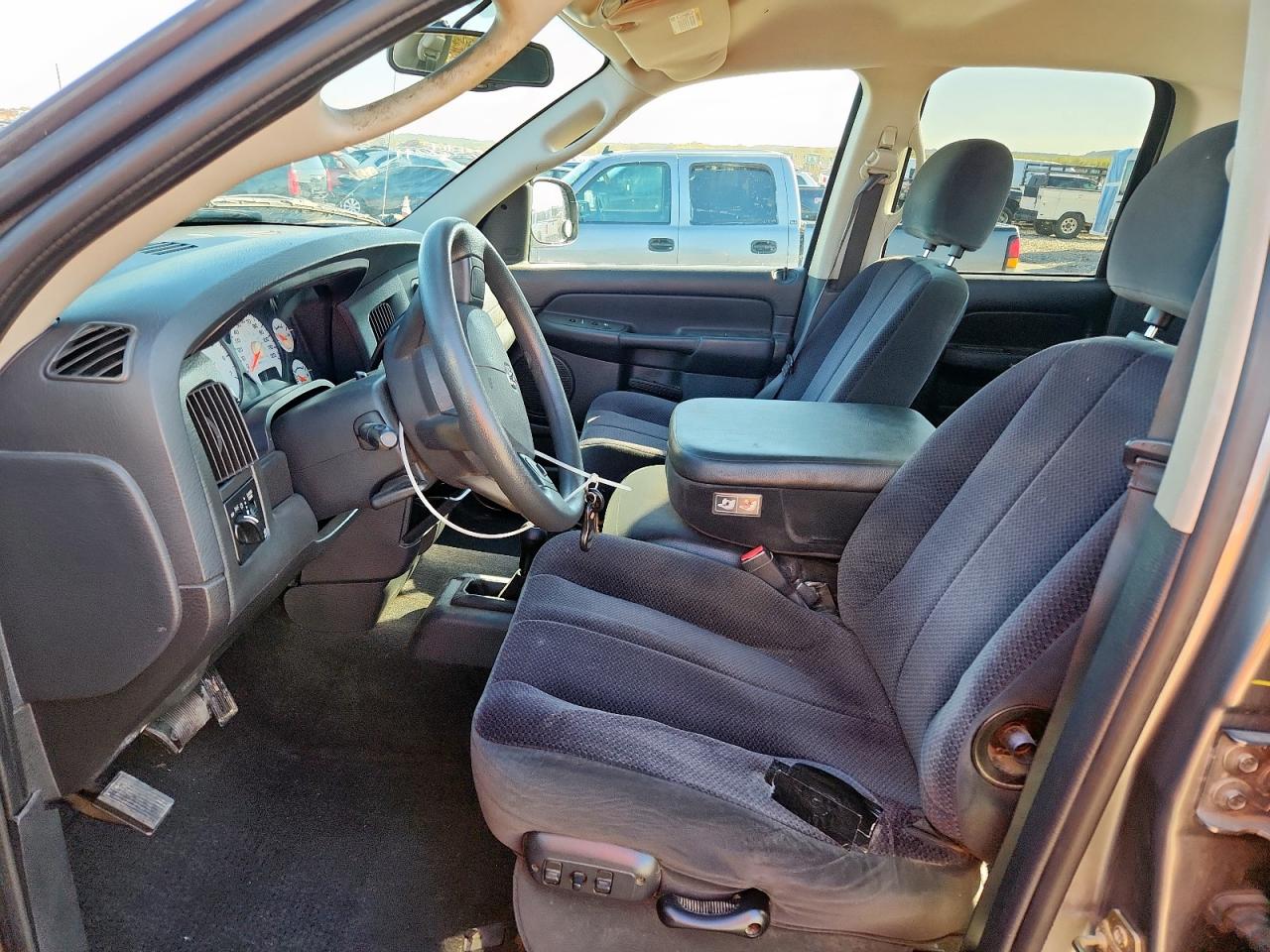 2005 Dodge Ram 1500 St VIN: 1D7HU18D35S356237 Lot: 92110845