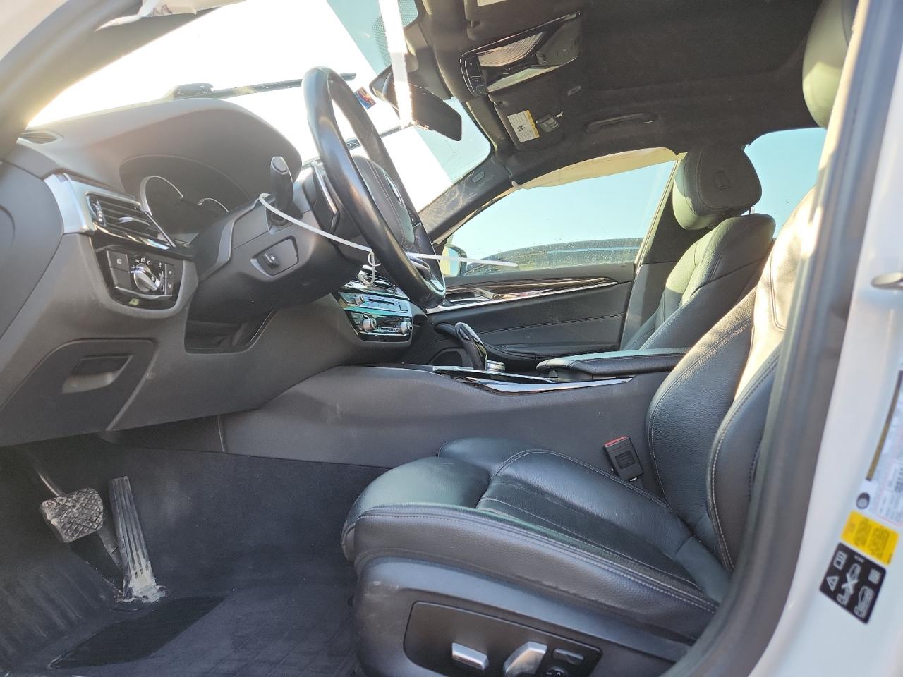 2018 BMW 530 Xi VIN: WBAJA7C54JWA72142 Lot: 92702465