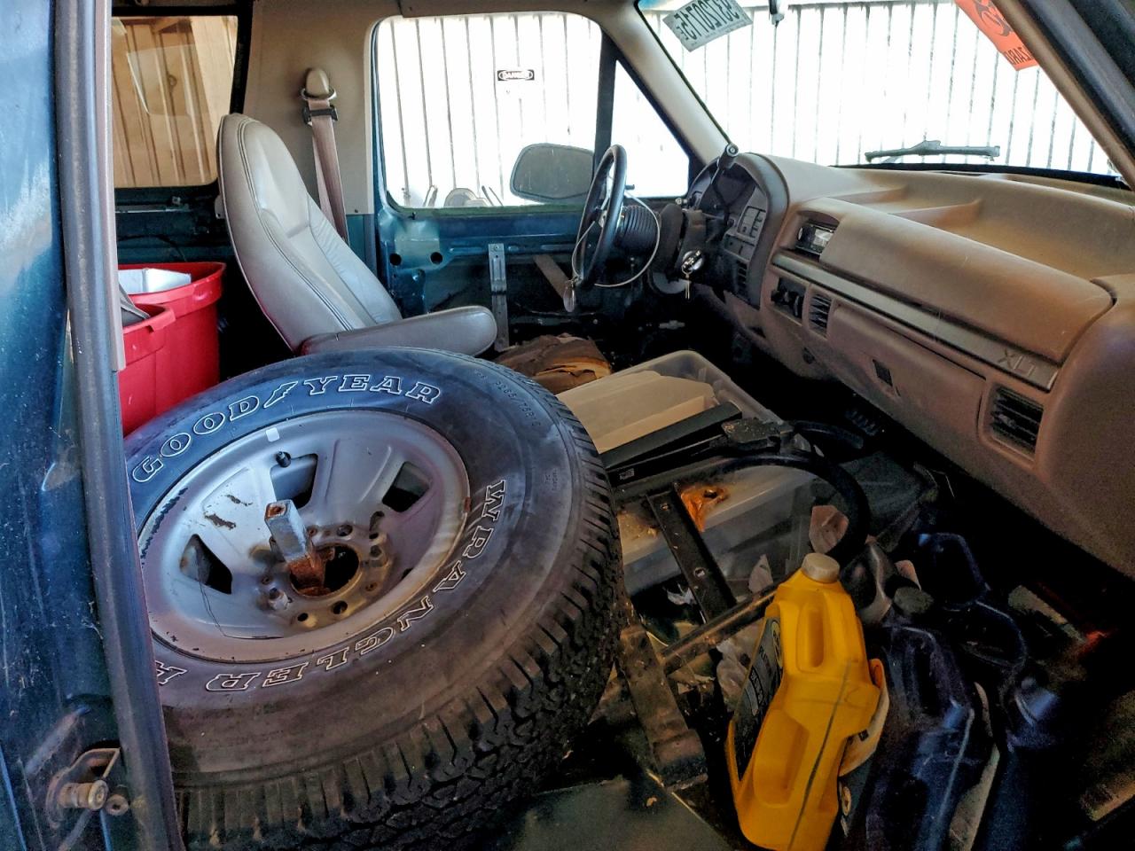 1995 Ford Bronco U100 VIN: 1FMEU15H0SLA78323 Lot: 93720715