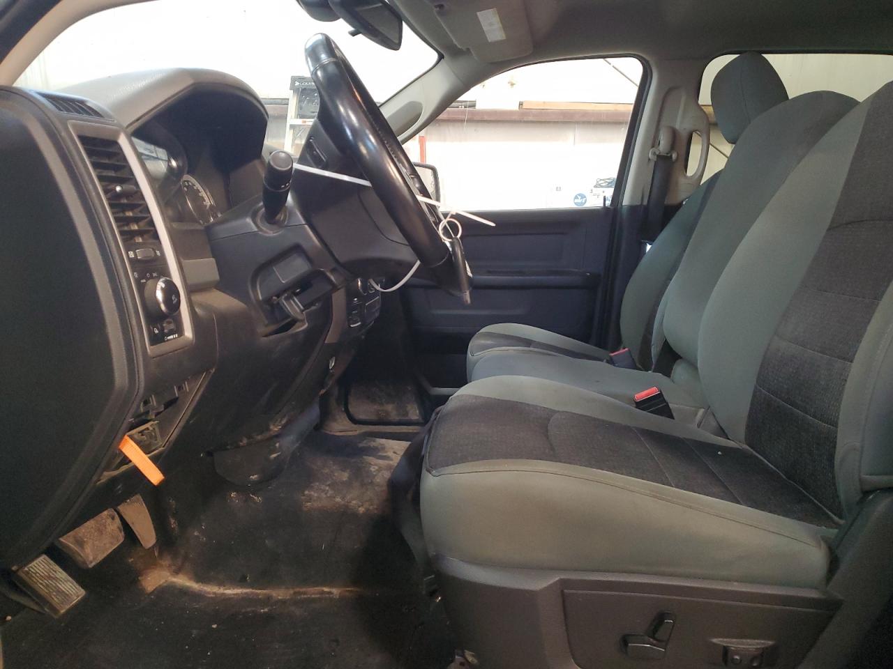 2020 Ram 1500 Classic Tradesman VIN: 3C6RR7KT0LG305910 Lot: 93354665