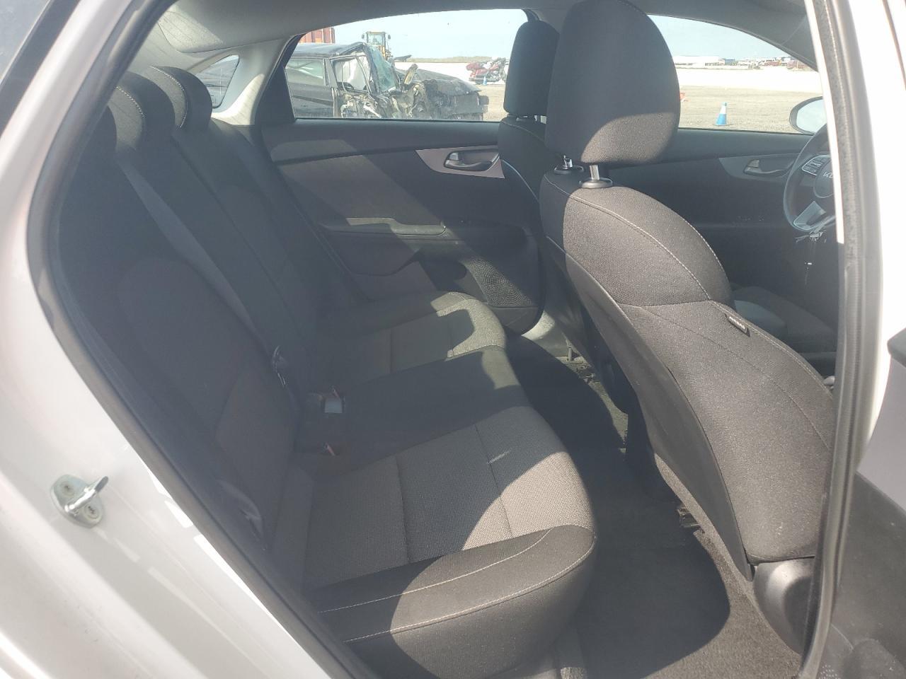 2022 Kia Forte Fe VIN: 3KPF24AD5NE452070 Lot: 92882875