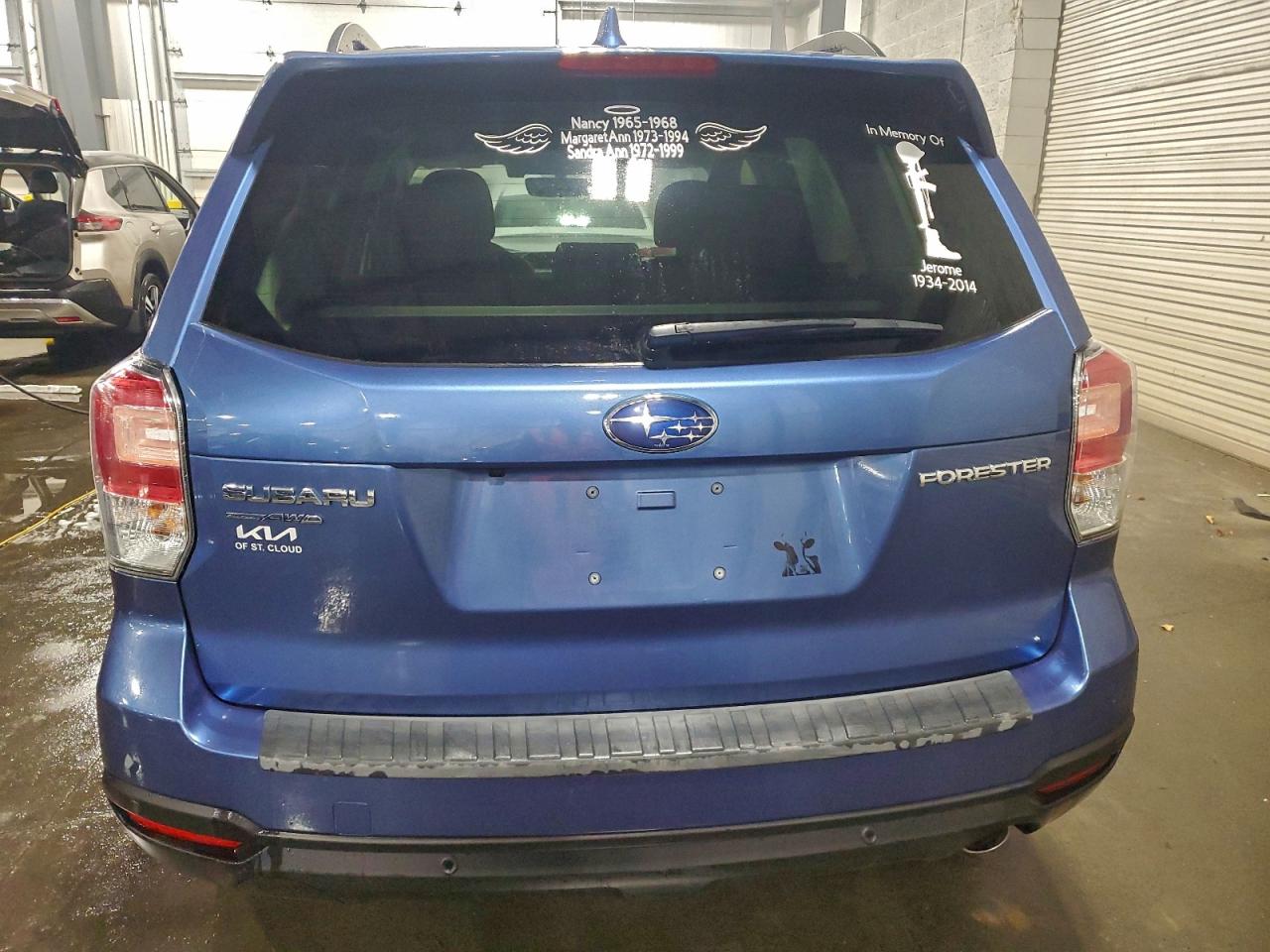 2018 Subaru Forester 2.5I Touring VIN: JF2SJAWC8JH520075 Lot: 94251195