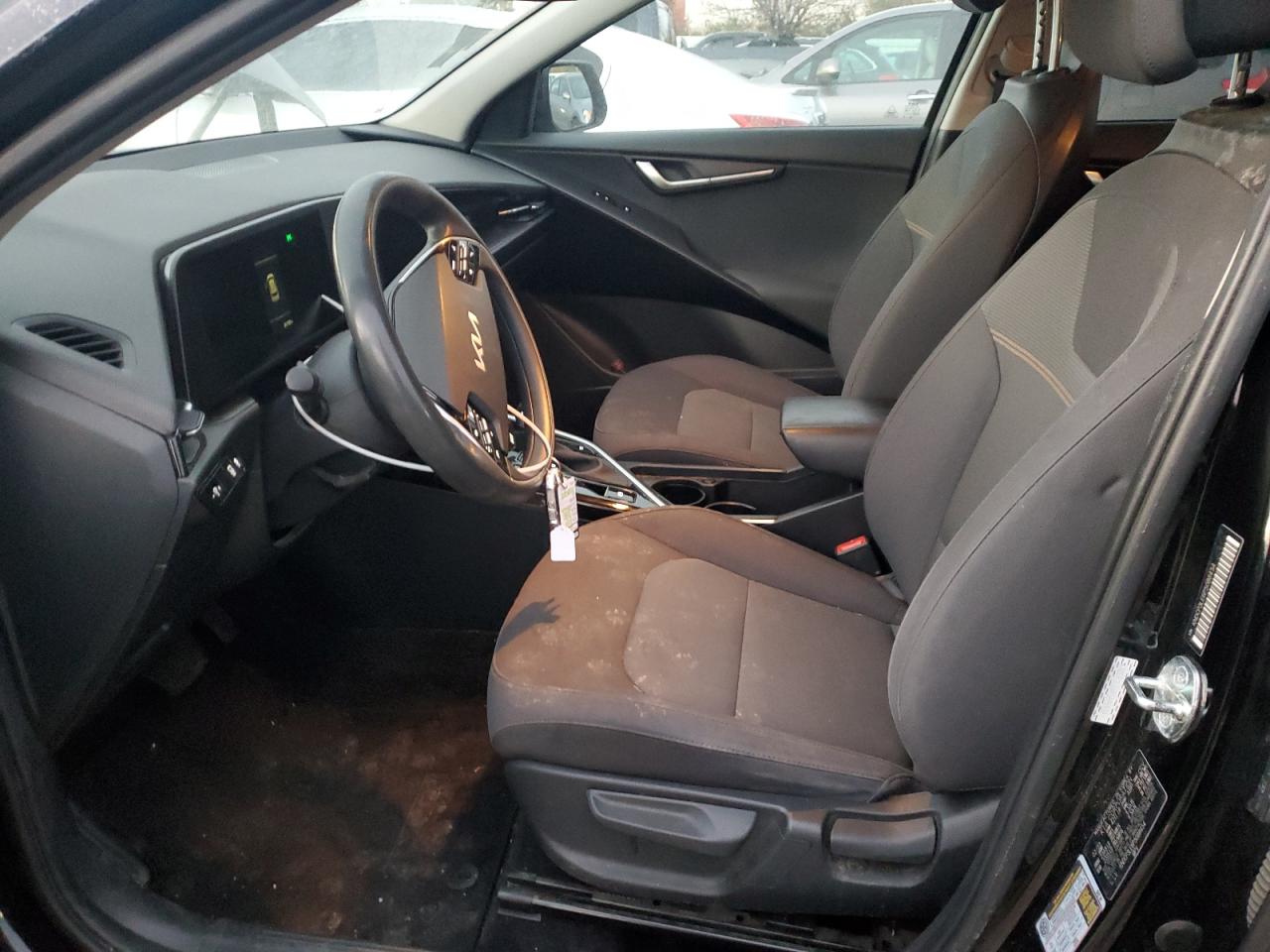 2023 Kia Niro Lx VIN: KNDCP3LE6P5088454 Lot: 91870265