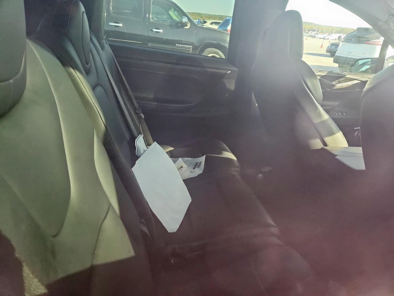 2018 Tesla Model X VIN: 5YJXCAE20JF112872 Lot: 92378865