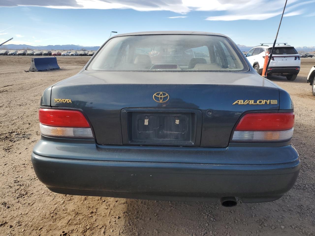 1996 Toyota Avalon Xl VIN: 4T1BF12B4TU124423 Lot: 92372545