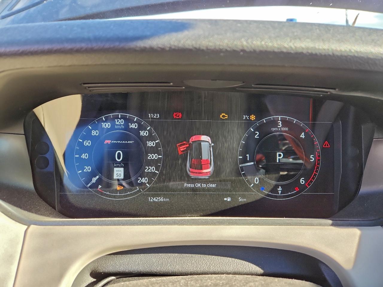 2019 Land Rover Range Rover Velar R-Dynamic Se VIN: SALYL2EN1KA231666 Lot: 92225965