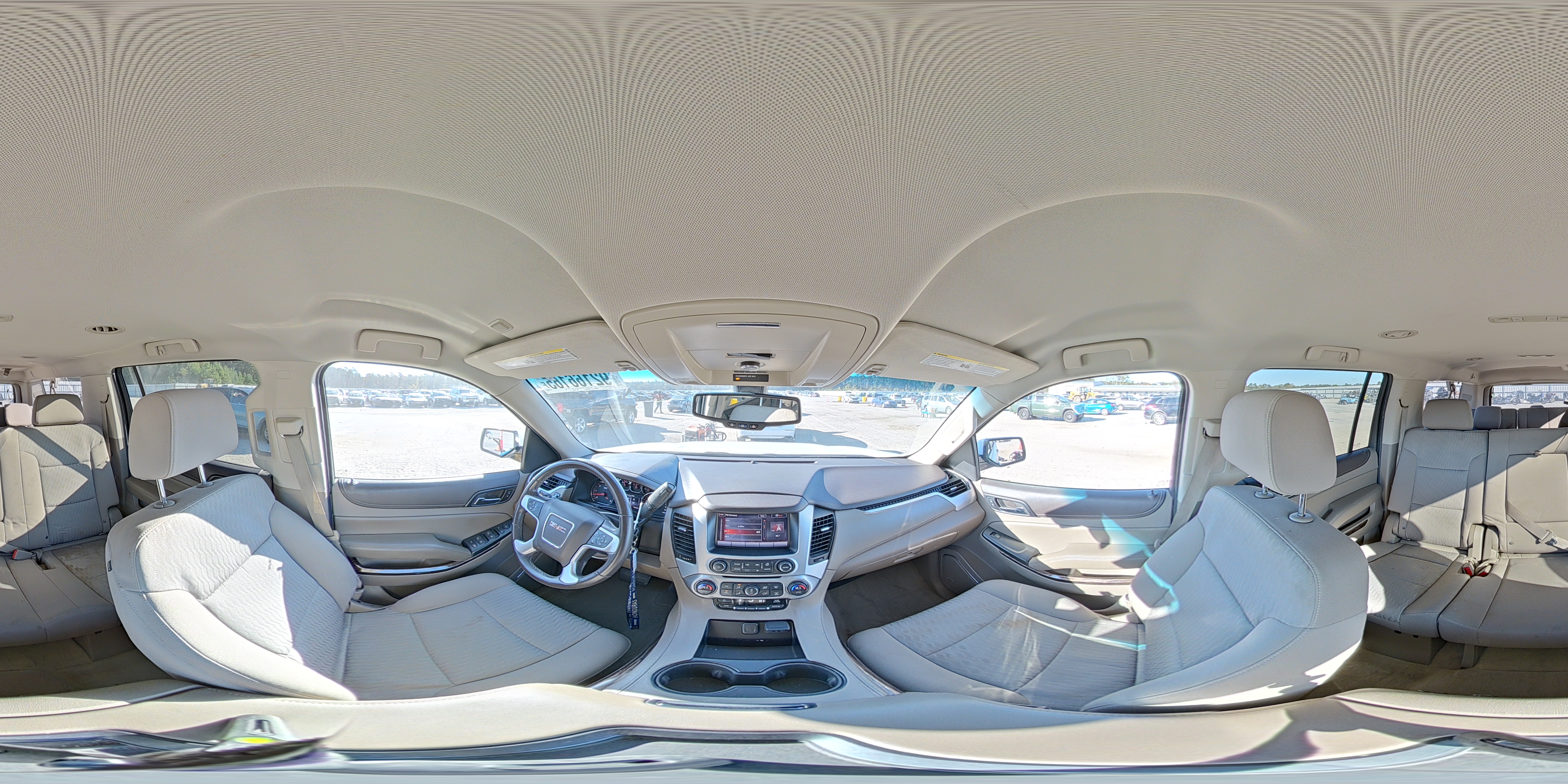 2015 GMC Yukon Xl C1500 Sle VIN: 1GKS1GKC1FR150780 Lot: 92166165