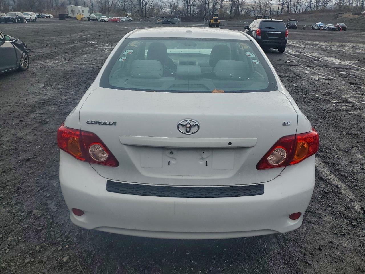 2010 Toyota Corolla Base VIN: 2T1BU4EE2AC323983 Lot: 94432245