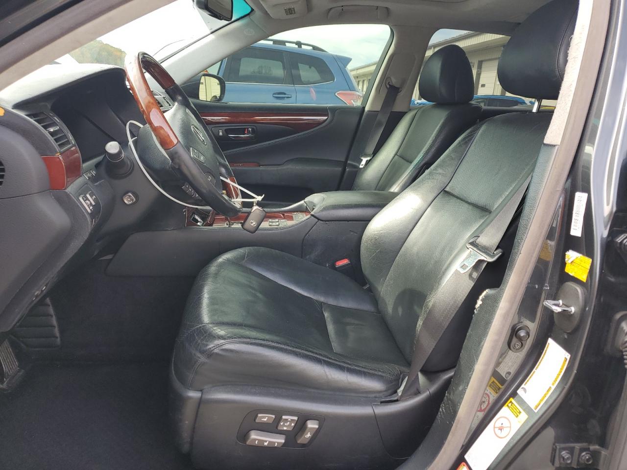 2007 Lexus Ls 460L VIN: JTHGL46FX75005811 Lot: 90919785