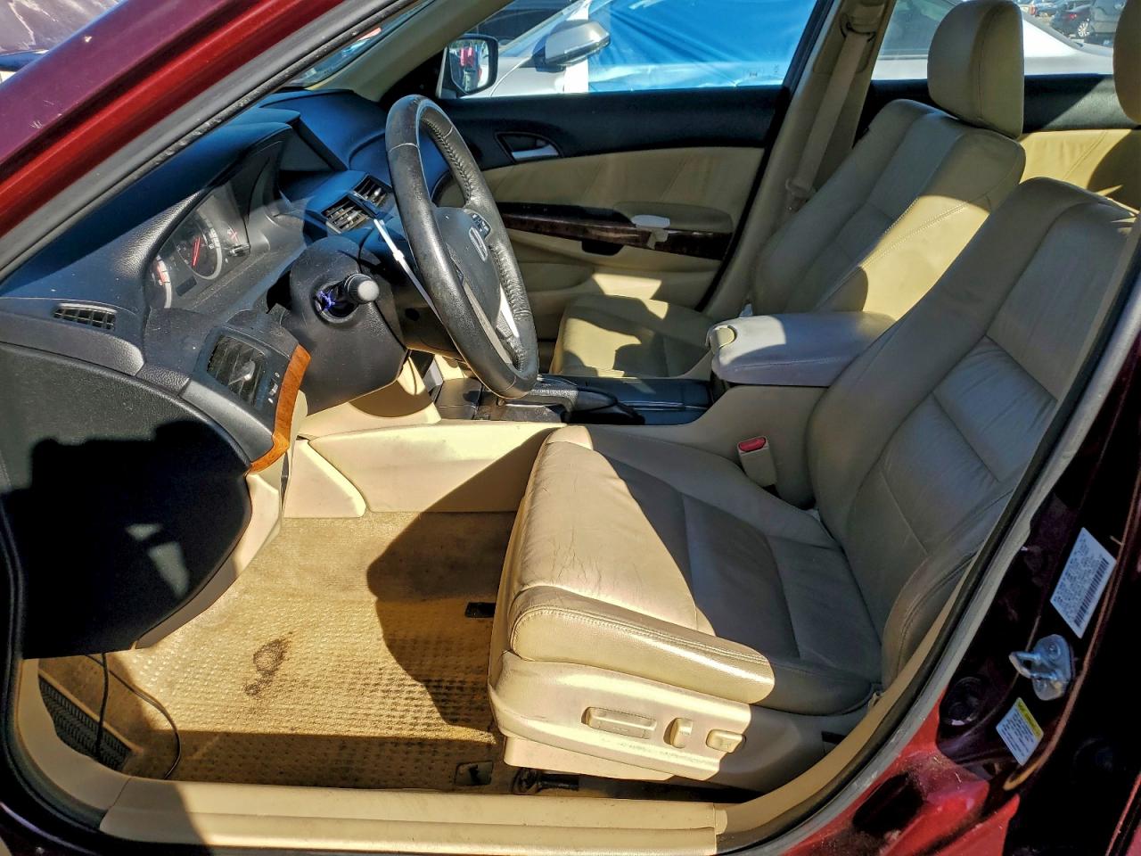 2011 Honda Accord Exl VIN: 1HGCP3F82BA007229 Lot: 94685025