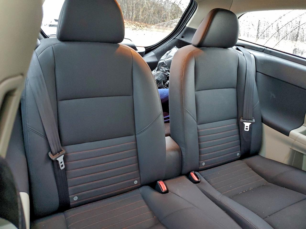 2011 Volvo C30 T5 VIN: YV1672MK4B2211281 Lot: 94733045