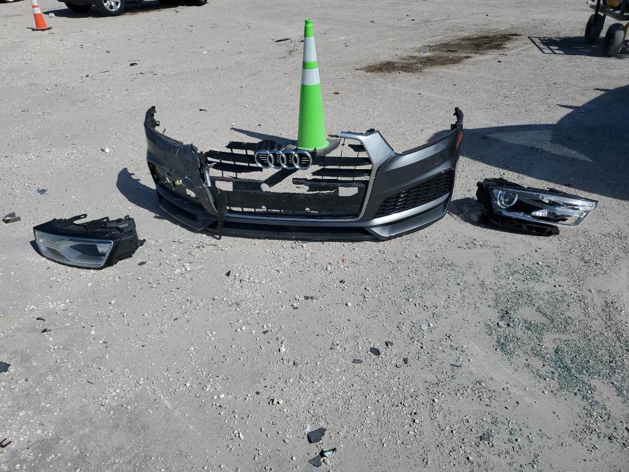 2018 Audi Q3 Premium VIN: WA1BCCFS2JR034815 Lot: 92659045