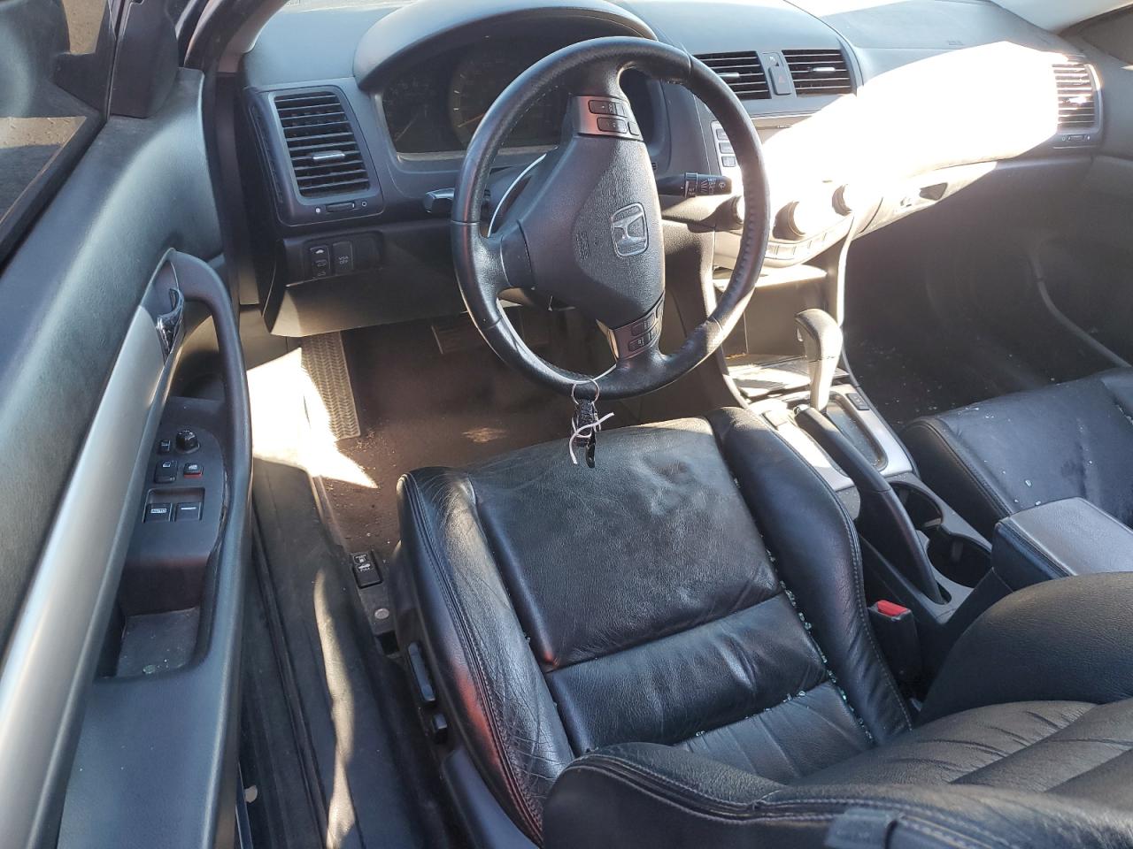 2007 Honda Accord Ex VIN: 1HGCM82667A800132 Lot: 92918225