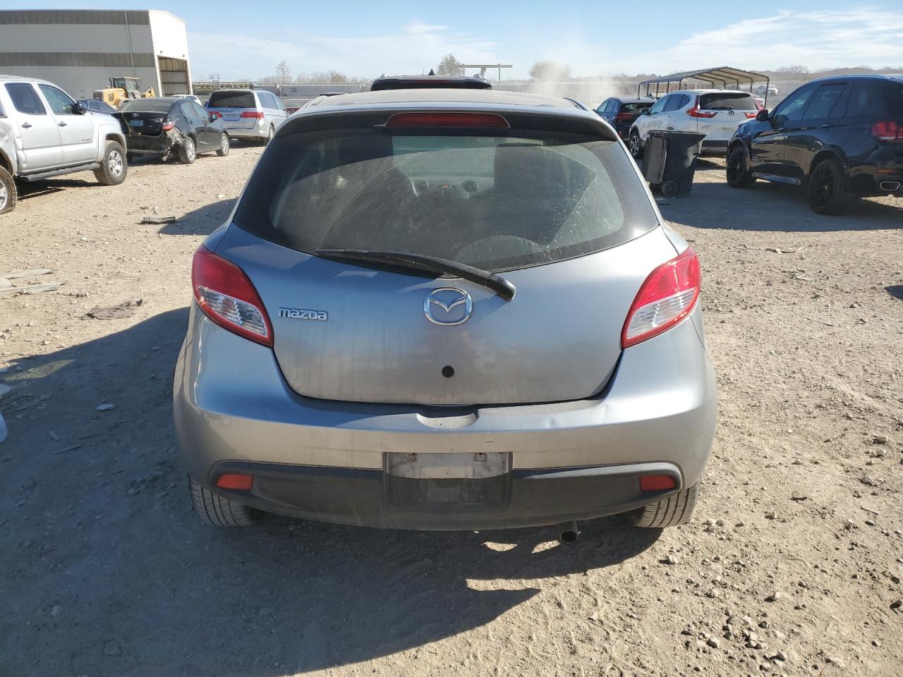 2011 Mazda Mazda2 VIN: JM1DE1HY5B0120172 Lot: 92285405