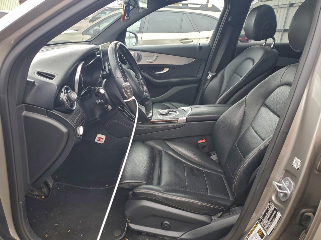 2019 Mercedes-Benz Glc 300 4Matic VIN: WDC0G4KB0KF593595 Lot: 93865925