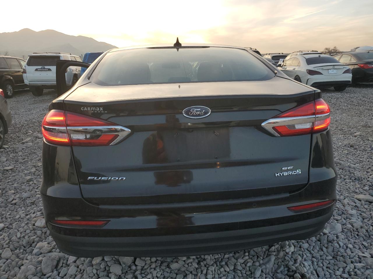 2019 Ford Fusion Se VIN: 3FA6P0LU2KR187531 Lot: 92135835