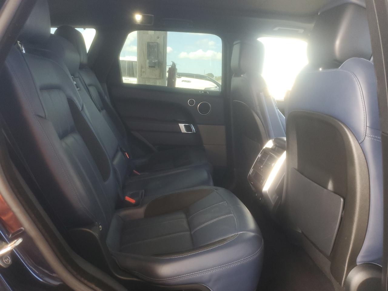 2019 Land Rover Range Rover Sport Supercharged Dynamic VIN: SALWR2RE2KA828213 Lot: 91038015