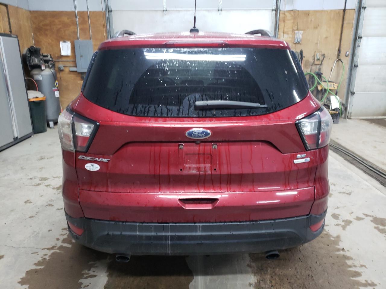 2017 Ford Escape Se VIN: 1FMCU9GD8HUD00612 Lot: 92189895