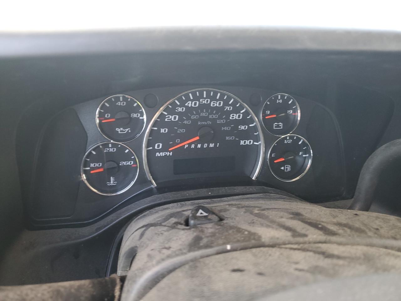 2018 GMC Savana Delivery Van VIN: 1GTW7AFGXJ1902926 Lot: 92101645