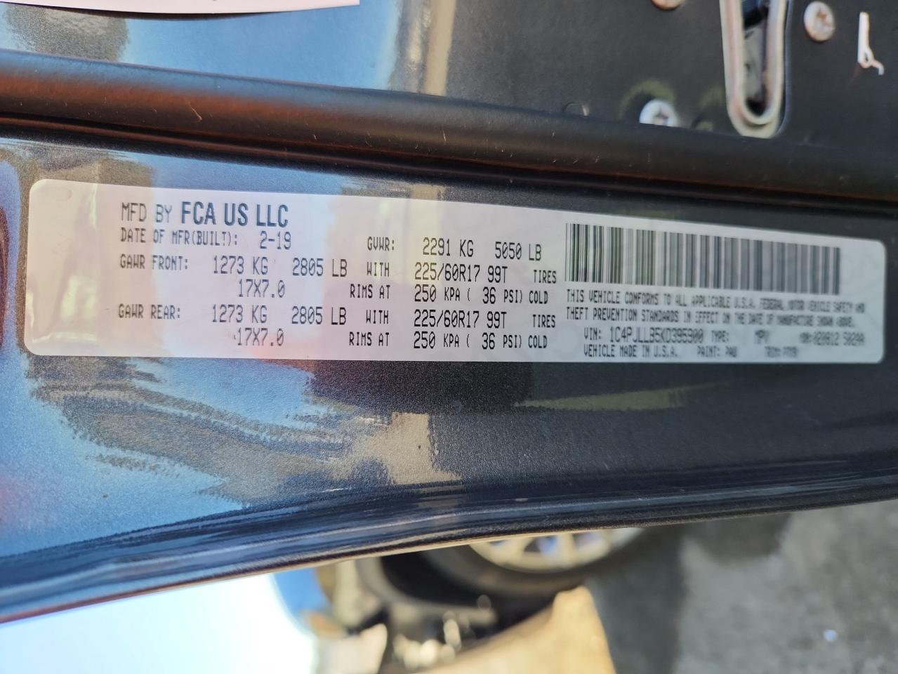 2019 Jeep Cherokee Latitude Plus VIN: 1C4PJLLB5KD395900 Lot: 91455105