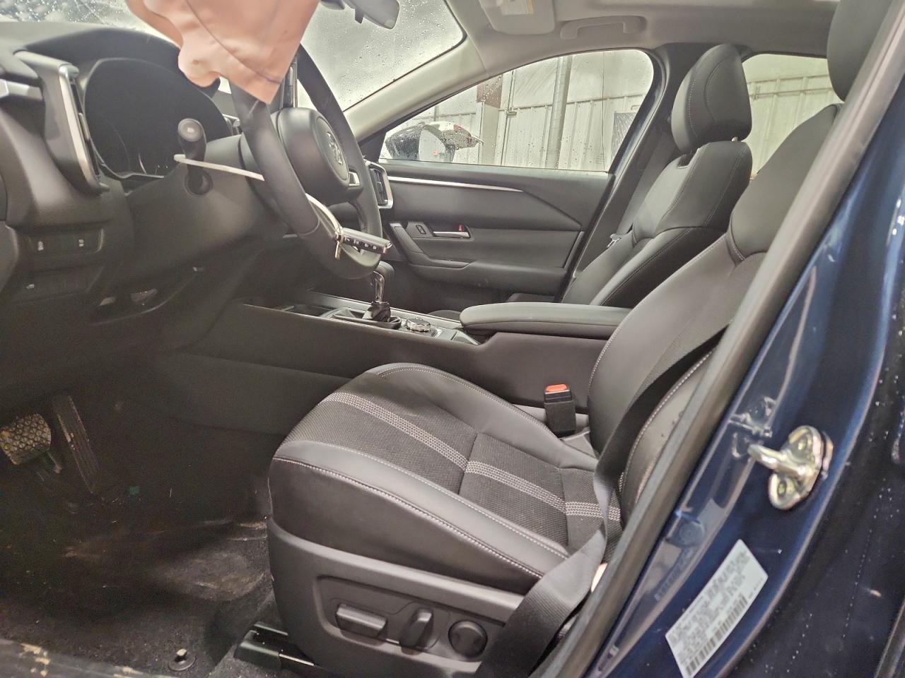 2025 Mazda Cx-50 Premium VIN: 7MMVABDMXSN382460 Lot: 94577235