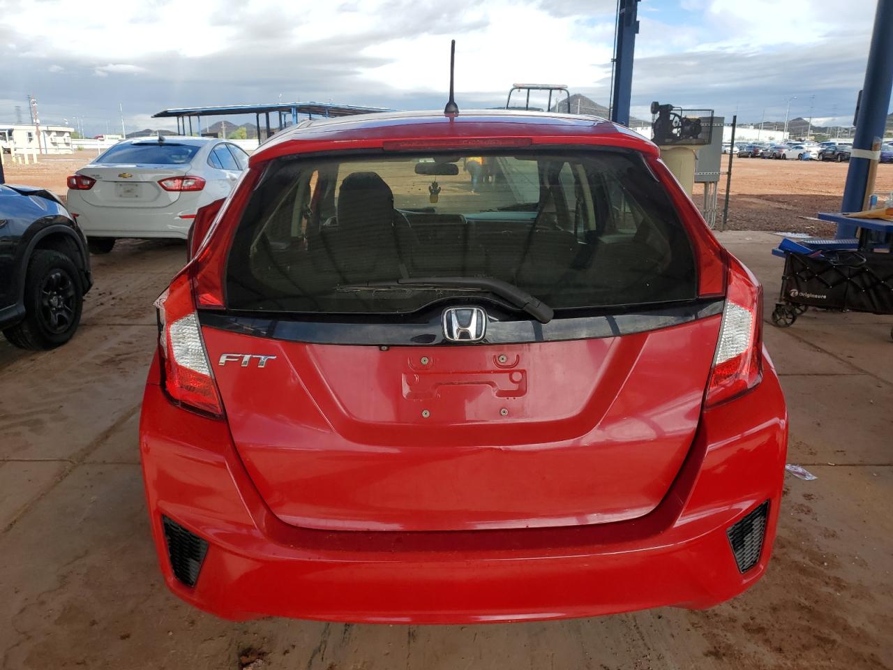 2016 Honda Fit Lx VIN: JHMGK5H52GS015988 Lot: 92645215