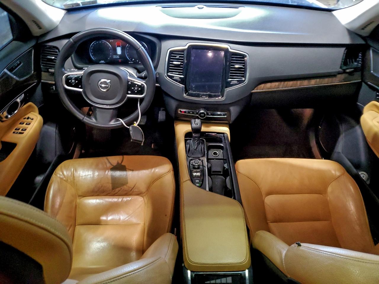 2016 Volvo Xc90 T6 VIN: YV4A22PK3G1016437 Lot: 94129325