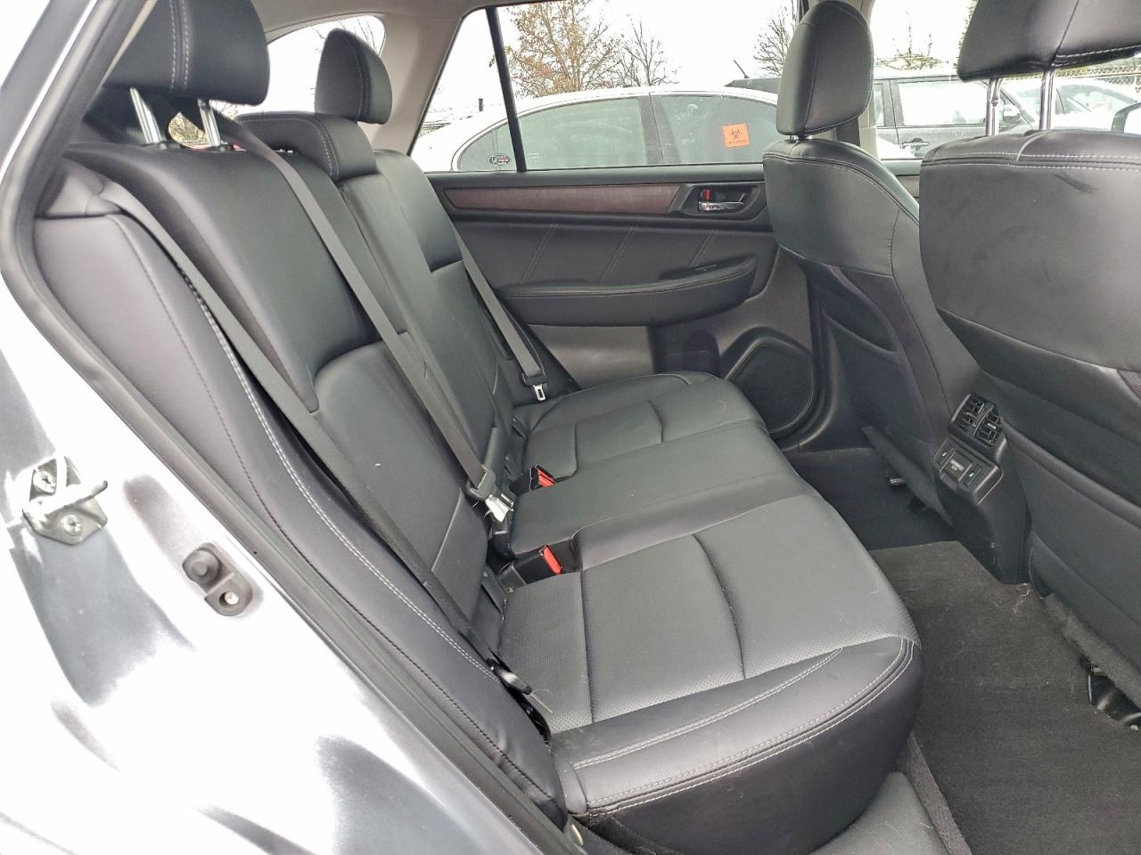 2018 Subaru Outback 3.6R Limited VIN: 4S4BSENC3J3259239 Lot: 93211385