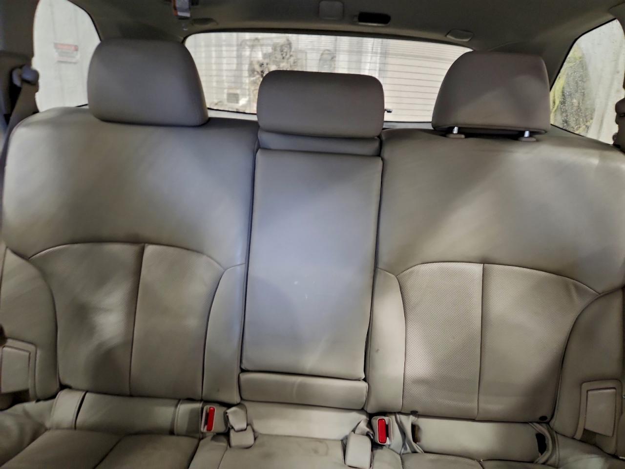 2011 Subaru Outback 2.5I Limited VIN: 4S4BRCLC4B3347270 Lot: 94106095