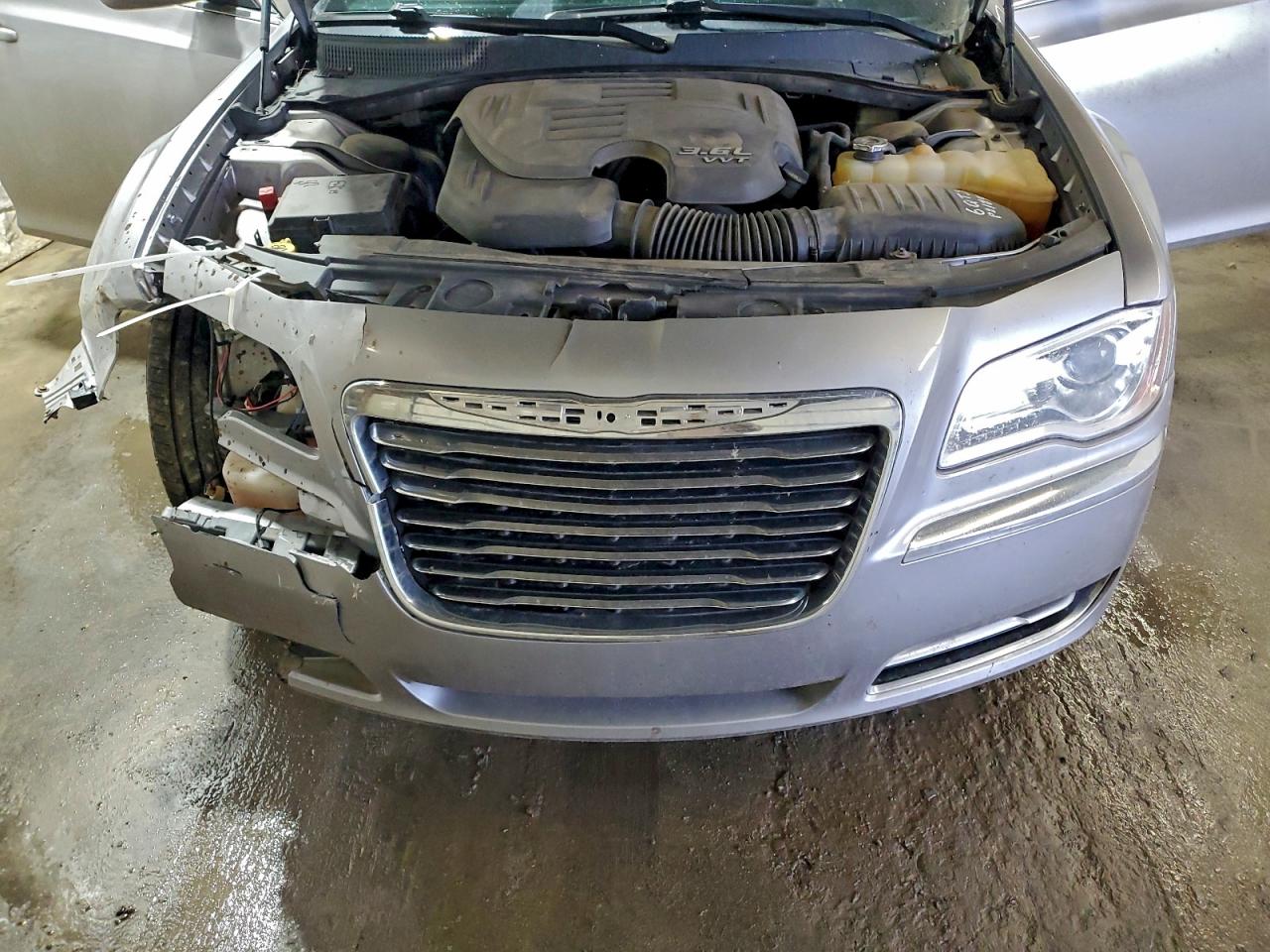 2014 Chrysler 300 VIN: 2C3CCARG5EH236001 Lot: 93257165