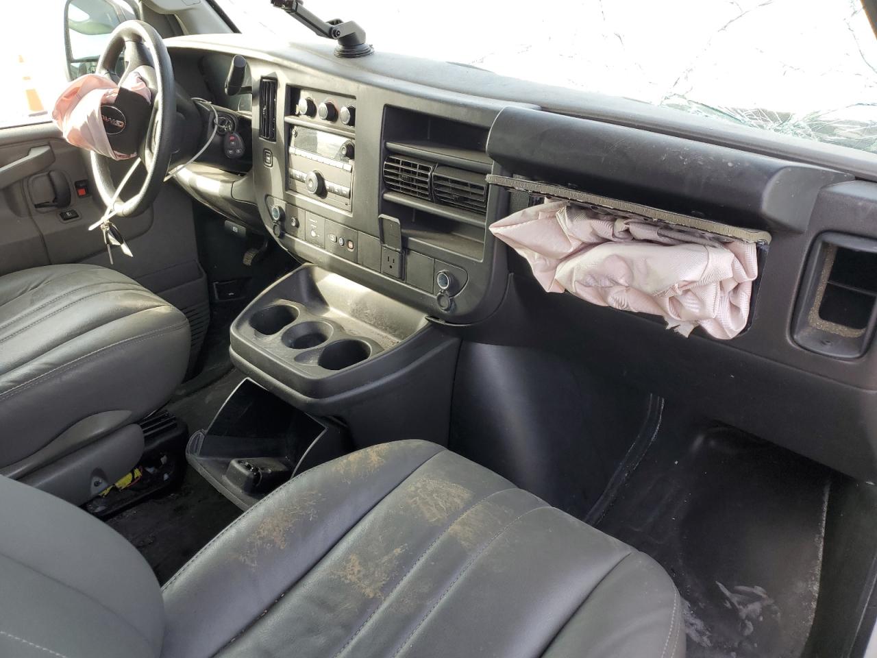 2024 GMC Savana G2500 Delivery Van VIN: 1GTW7AF74R1278682 Lot: 92891195