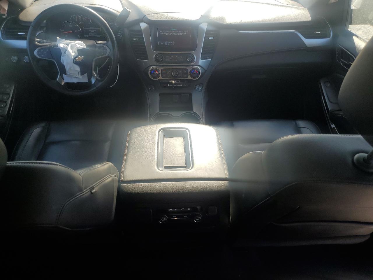 2019 Chevrolet Suburban K1500 Lt VIN: 1GNSKHKC2KR366573 Lot: 91513085