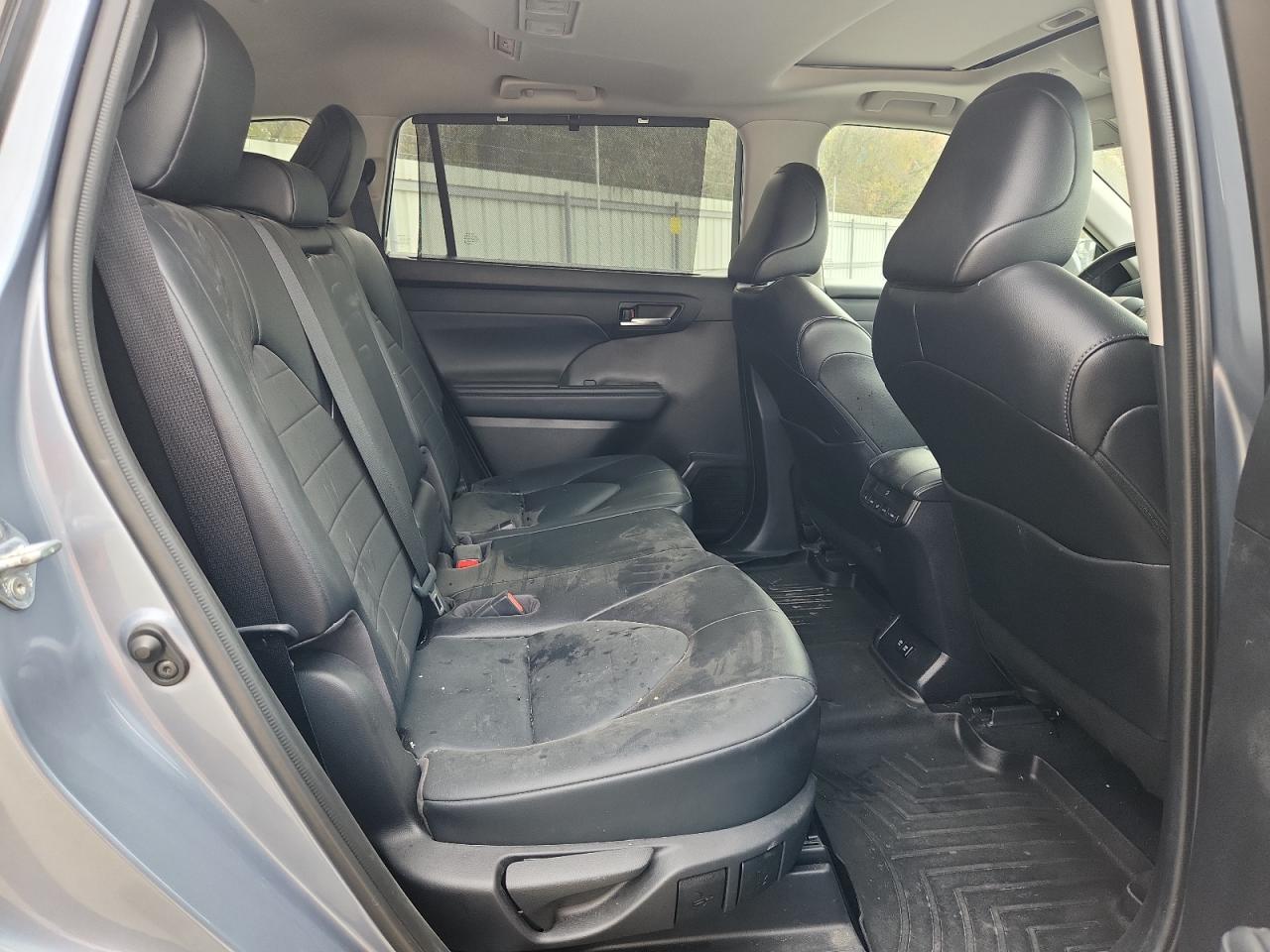 2021 Toyota Highlander Xle VIN: 5TDGZRAH3MS088171 Lot: 93212075