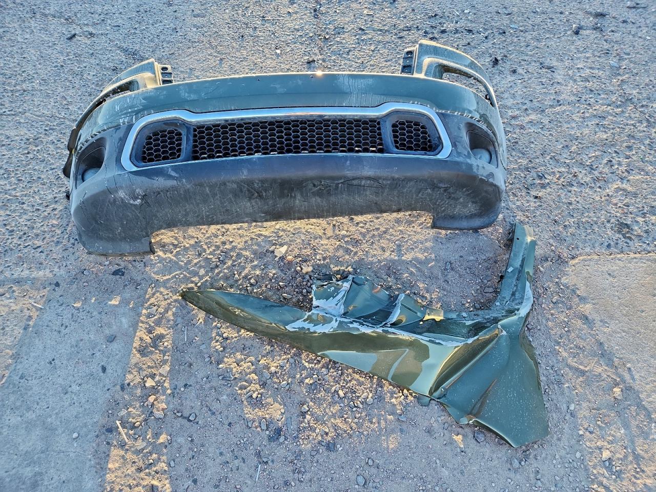 2018 Jeep Cherokee Limited VIN: 1C4PJMDB4JD608905 Lot: 93103425