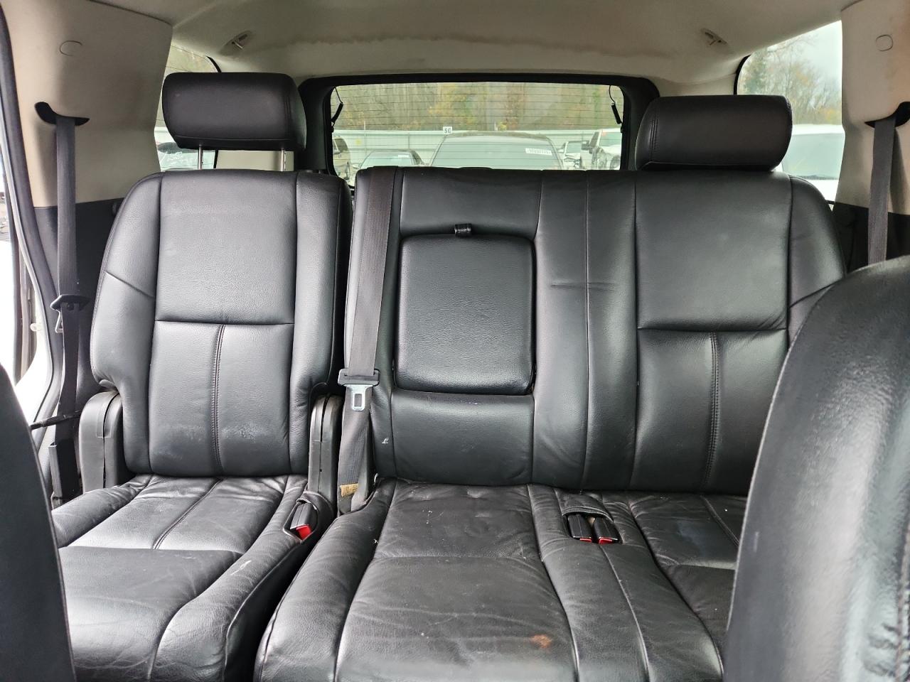 2010 Chevrolet Tahoe K1500 Ls VIN: 1GNUKAE05AR199786 Lot: 92355275