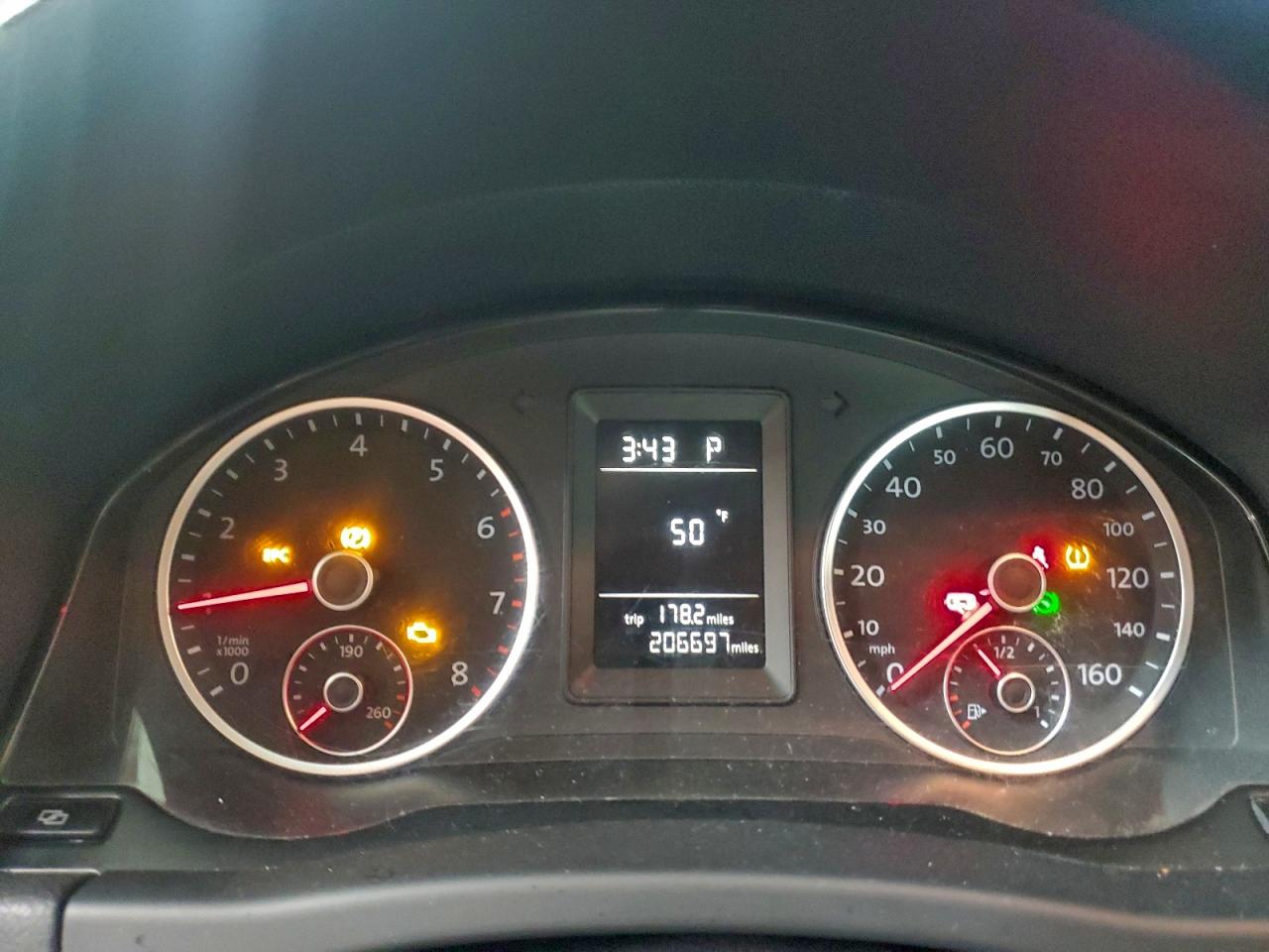 2010 Volkswagen Tiguan Se VIN: WVGBV7AX9AW525390 Lot: 94445775