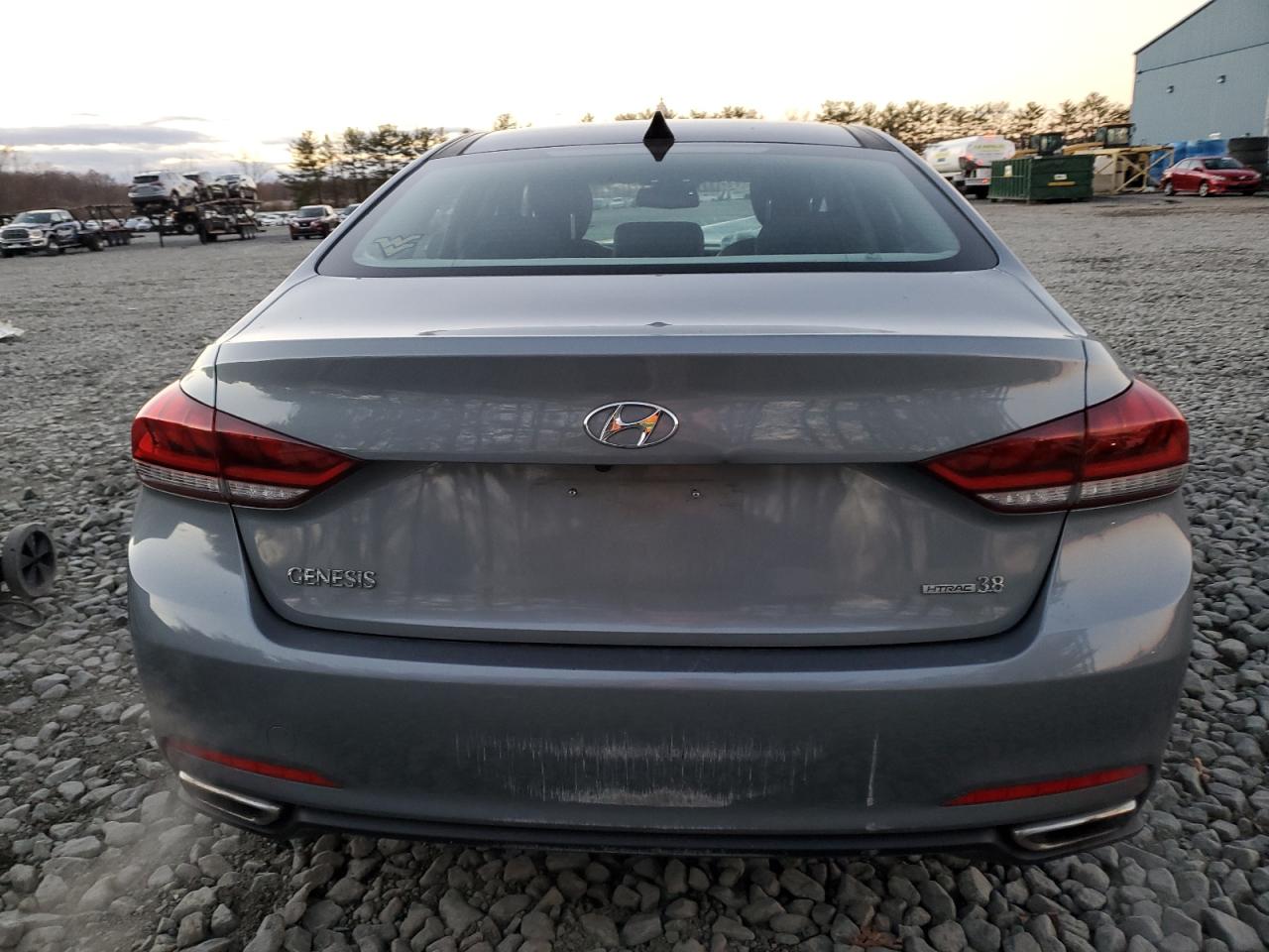 2016 Hyundai Genesis 3.8L VIN: KMHGN4JE1GU118610 Lot: 92742045
