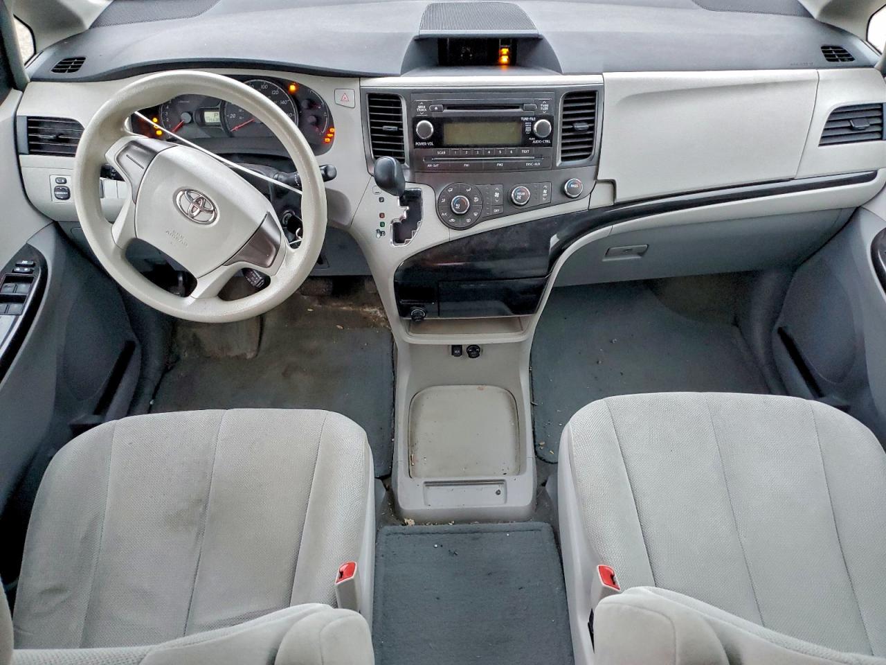 2012 Toyota Sienna VIN: 5TDZK3DC4CS240371 Lot: 95053845