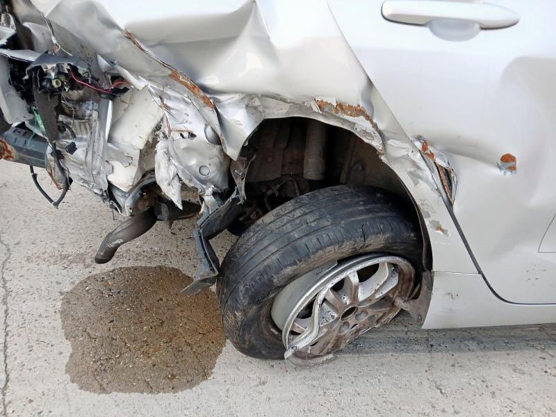 2016 TOYOTA PRIUS HYBRID 