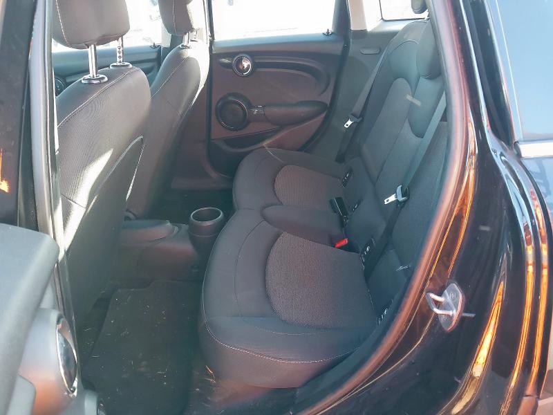 2017 MINI HATCHBACK 1.5 COOPER 5DR