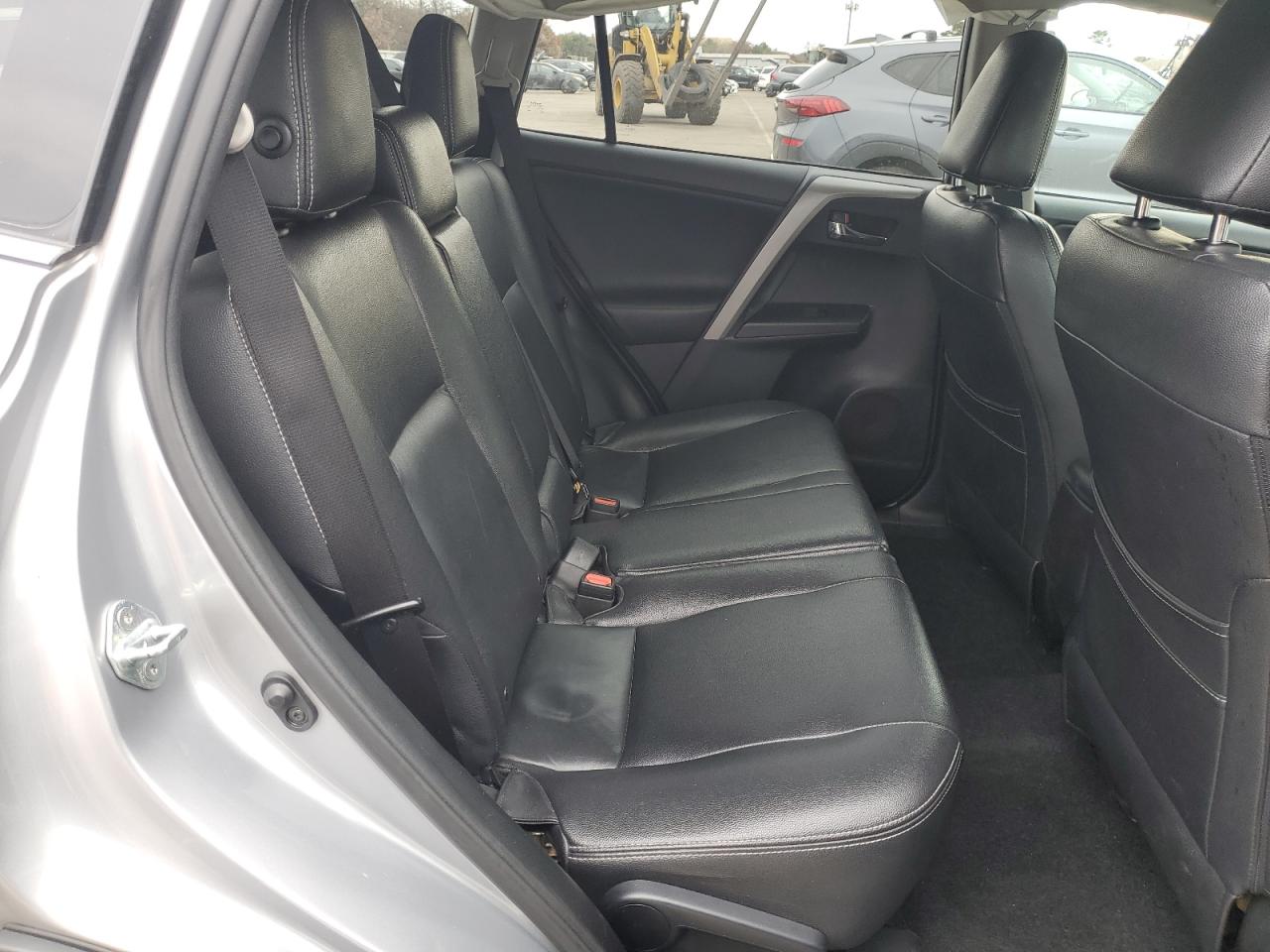 2017 Toyota Rav4 Xle VIN: 2T3RFREV7HW650630 Lot: 92429375