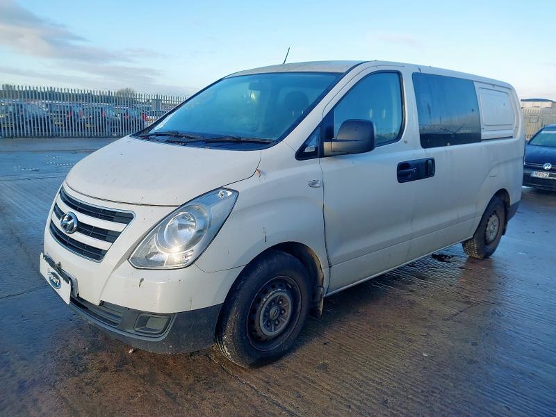 2014 HYUNDAI ILOAD COMFORT CRDI 116 D-  for sale at Copart YORK