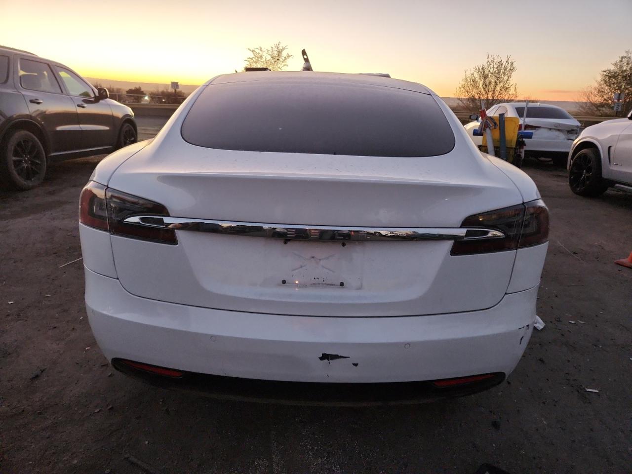 2017 Tesla Model S VIN: 5YJSA1E26HF231889 Lot: 91278205