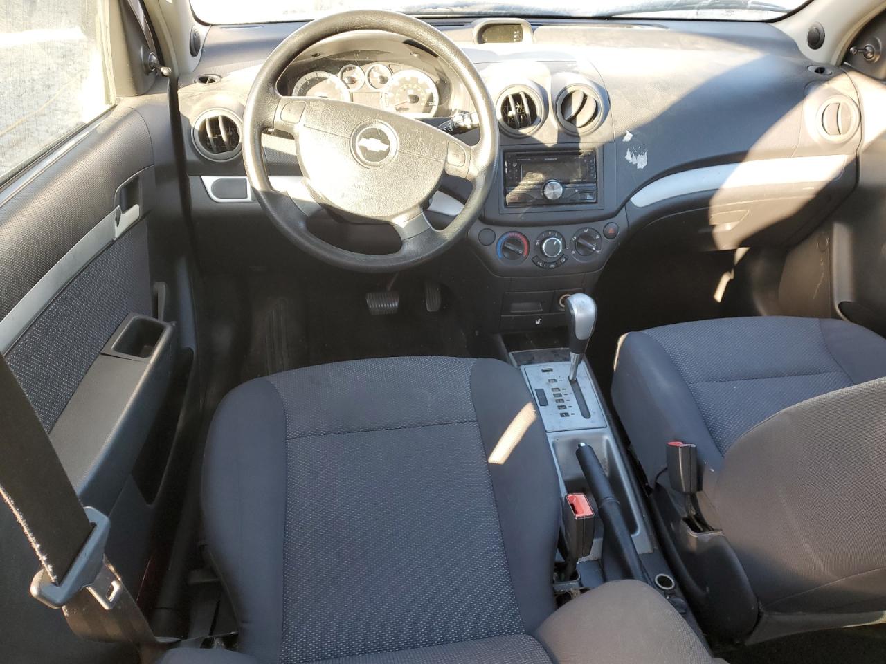 2010 Chevrolet Aveo Ls VIN: KL1TD5DE8AB111946 Lot: 92922485